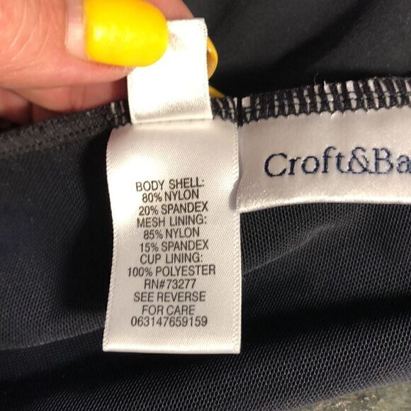 Croft & Barrow black one piece swimsuit size 16 - Picture 7 of 8